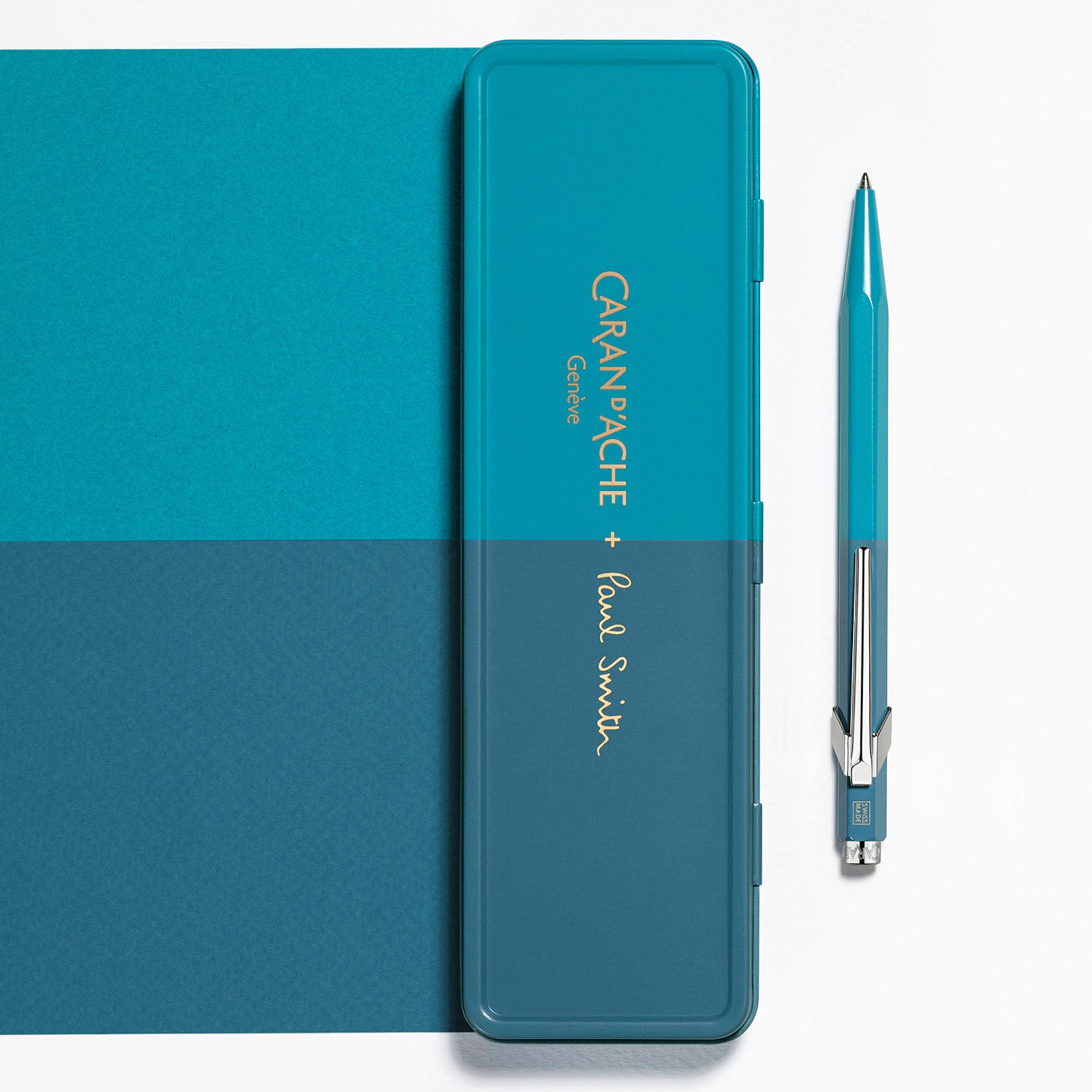 Aluminiowy długopis Caran dAche 849 Paul Smith – Cyan & Steel, Caran d'Ache, papierniczy design