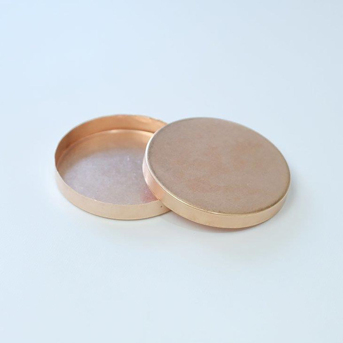 Miedziane puzderko Schale, Picus, papierniczy design