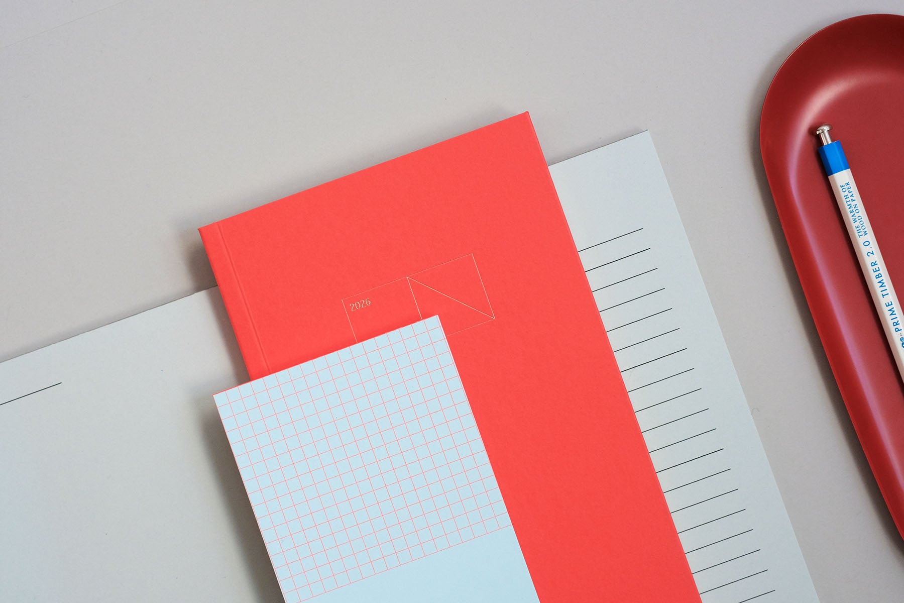 Kalendarz Copper 2026 w miękkiej oprawie – mak, Papierniczeni, papierniczy design