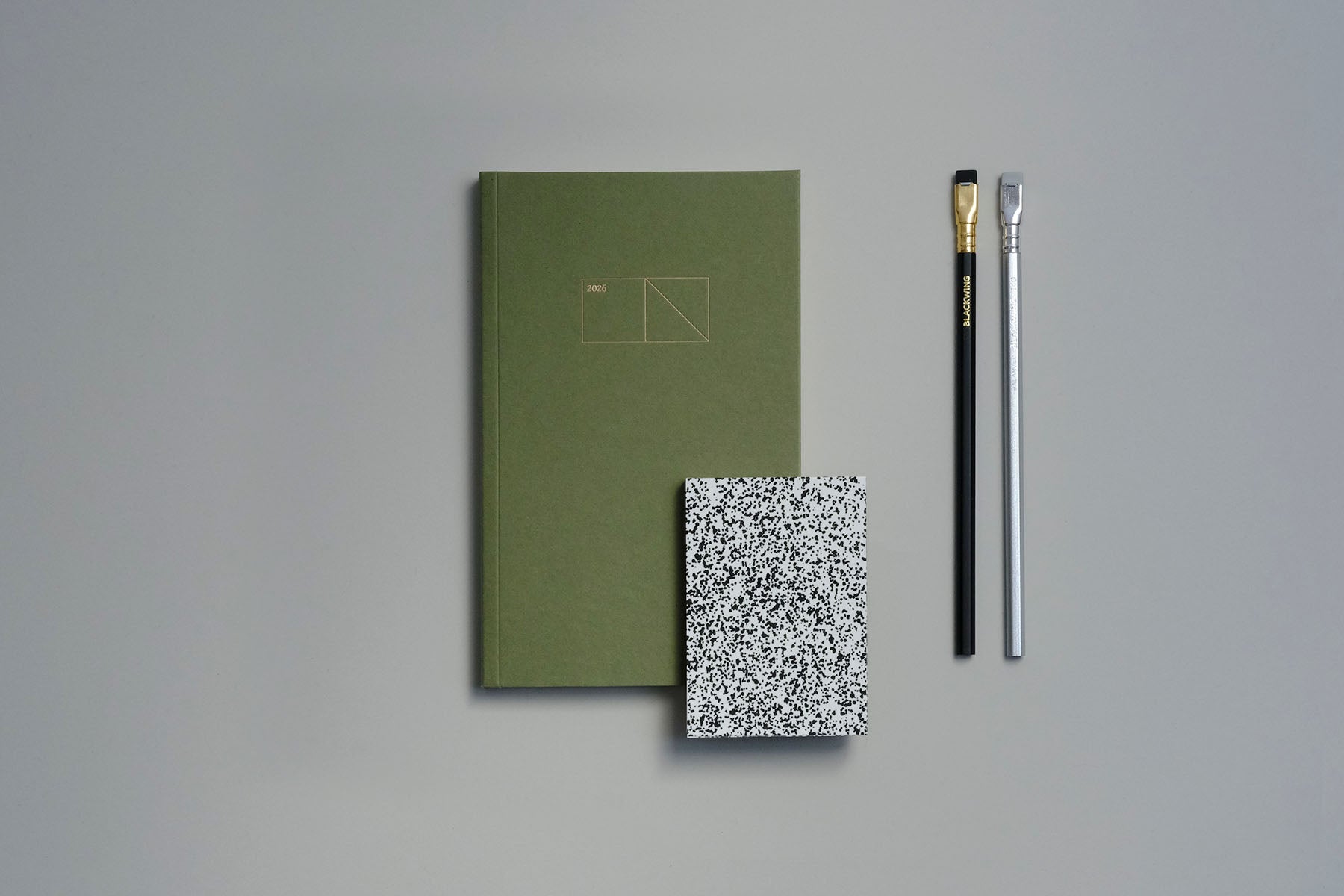 Kalendarz Copper 2026 w miękkiej oprawie – sosna, Papierniczeni, papierniczy design
