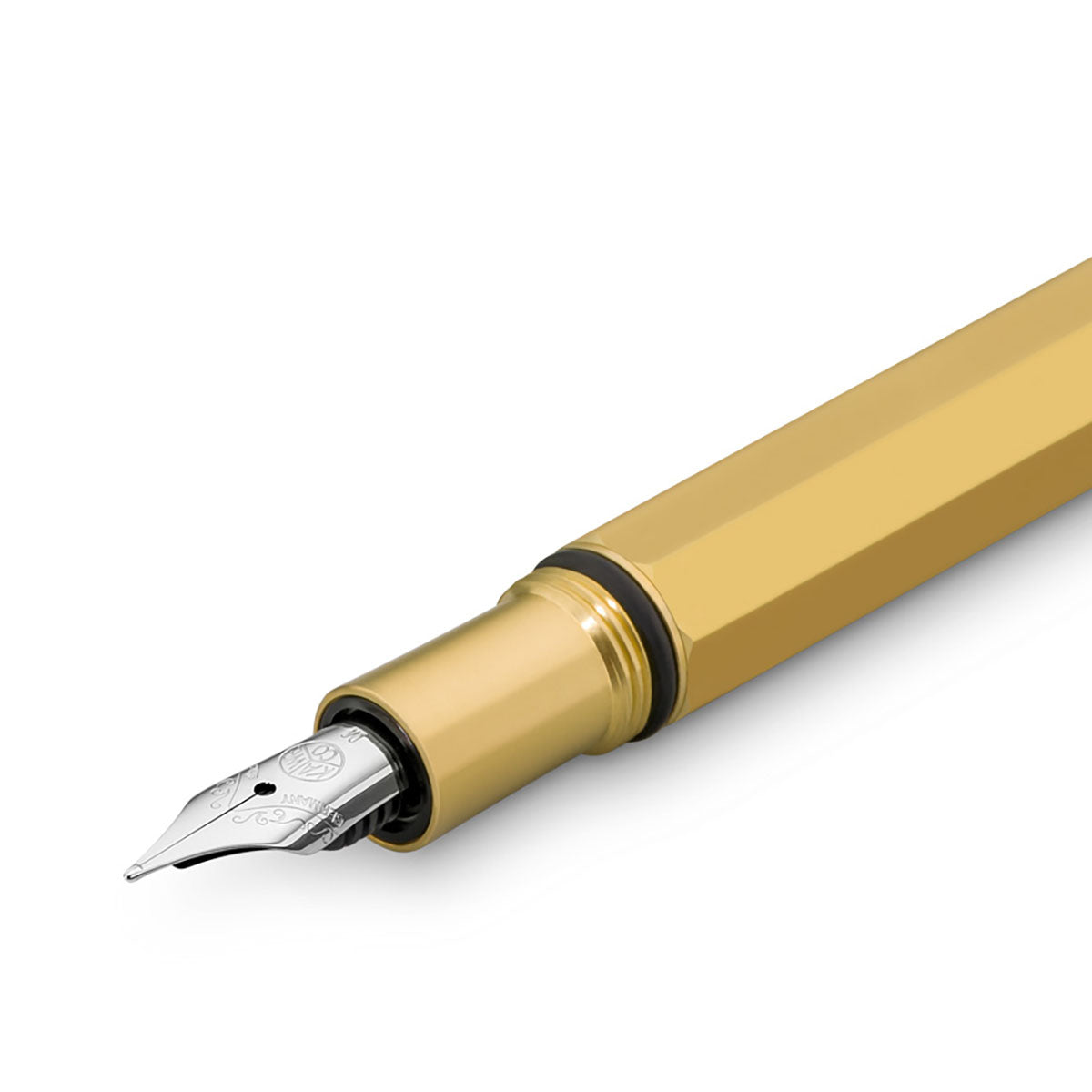 Stalówka oraz fragment korpusu mosiężnego pióra wiecznego Kaweco z kolekcji SPECIAL.