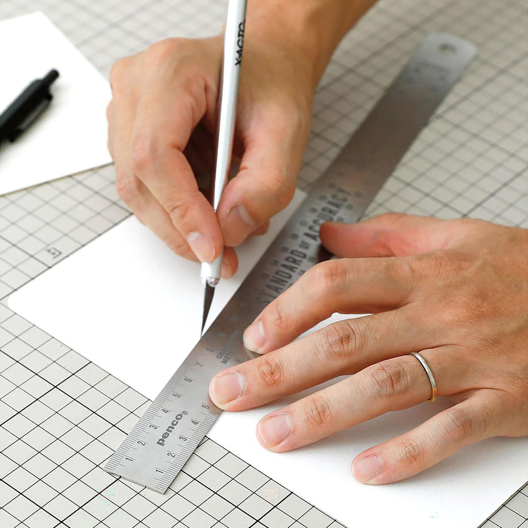 Stalowa linijka, Penco, papierniczy design