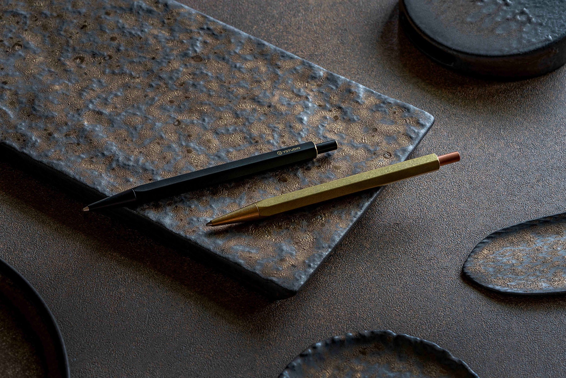 Mosiężny ołówek mechaniczny Lite ystudio, ystudio, papierniczy design