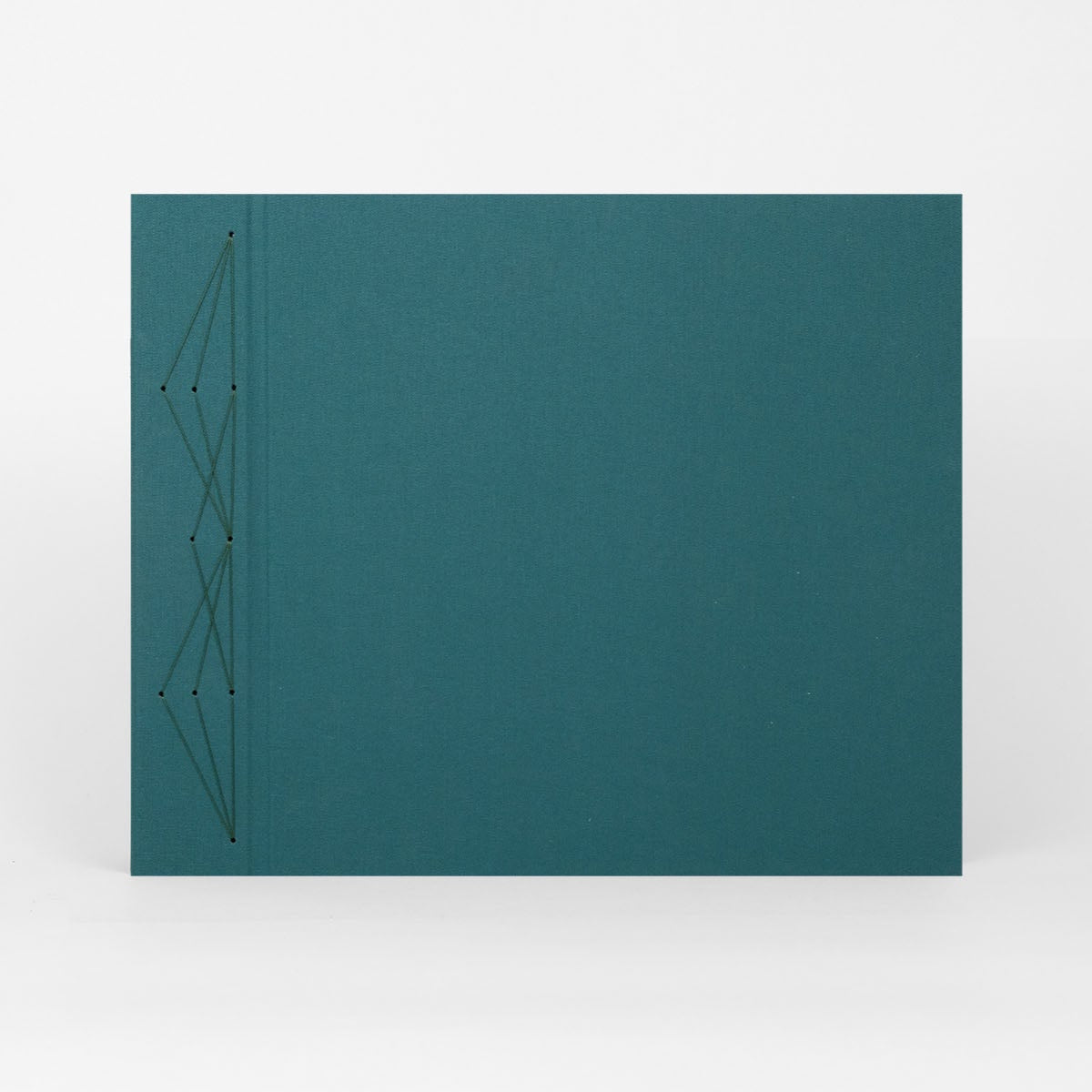 Klasyczny album na zdjęcia – zielony, papierowe sztuki, domowe biuro, design artykuły biurowe