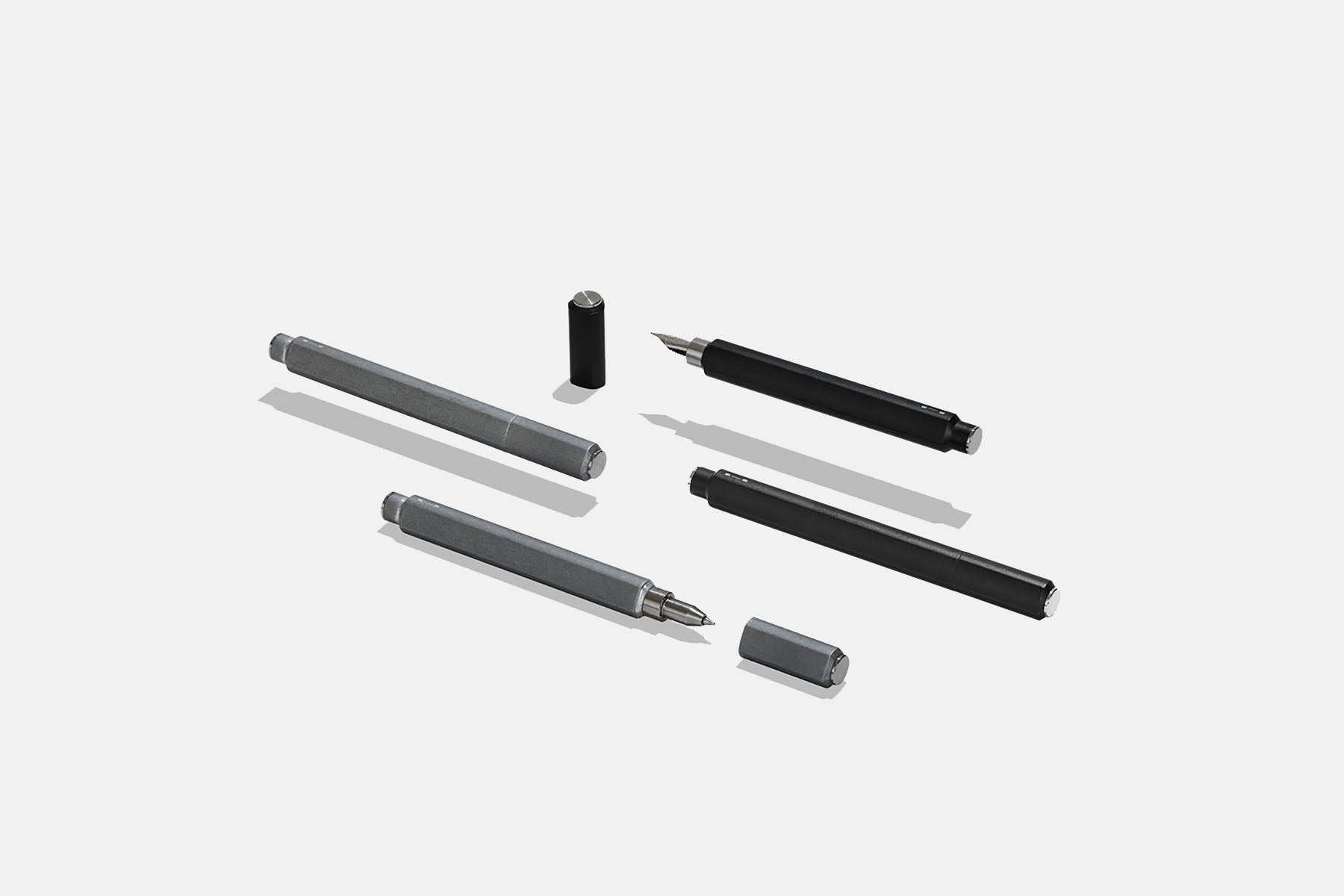 Aluminiowe pióro wieczne z magnetycznym zamknięciem – szare, before breakfast, domowe biuro, designerskie artykuły biurowe