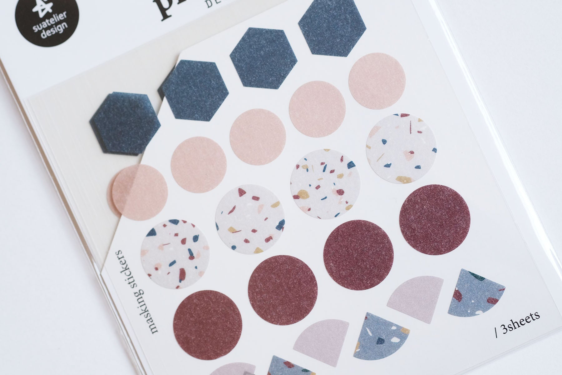 Papierowe naklejki – lastryko, Suatelier, design sklep papierniczy, domowe biuro