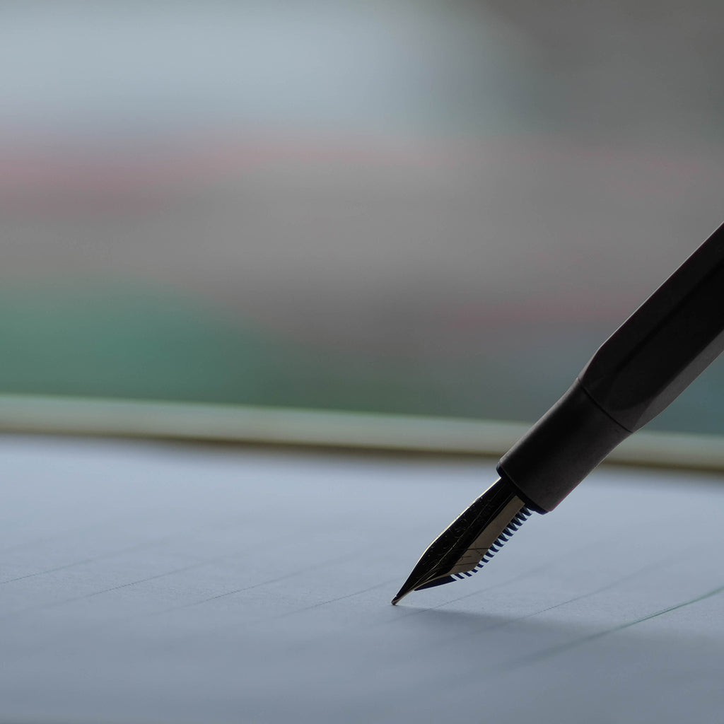 Miedziane pióro wieczne z podstawką, ystudio, design sklep papierniczy, domowe biuro