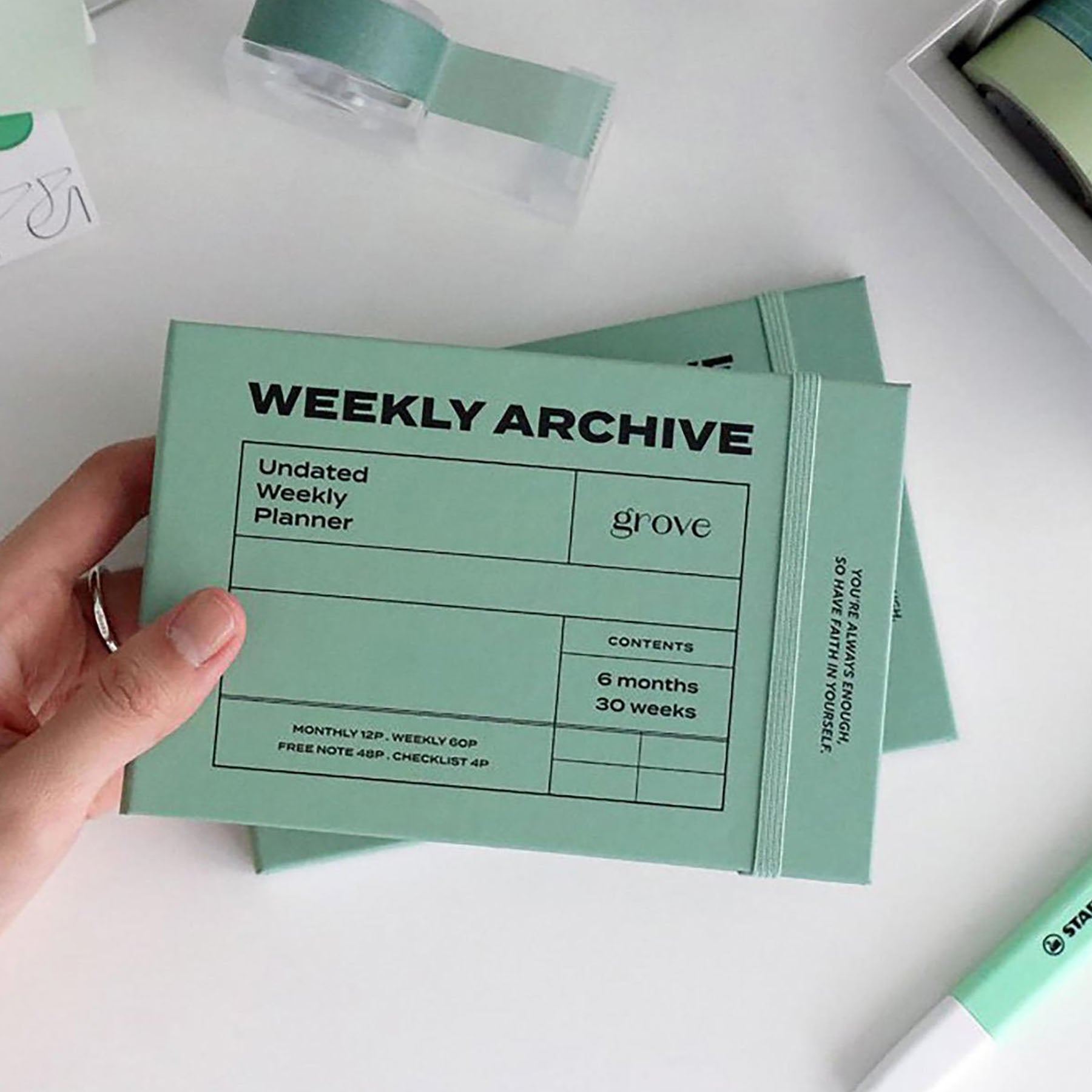 Tygodniowy planner niedatowany na 6 miesięcy, ICONIC, papierniczy design