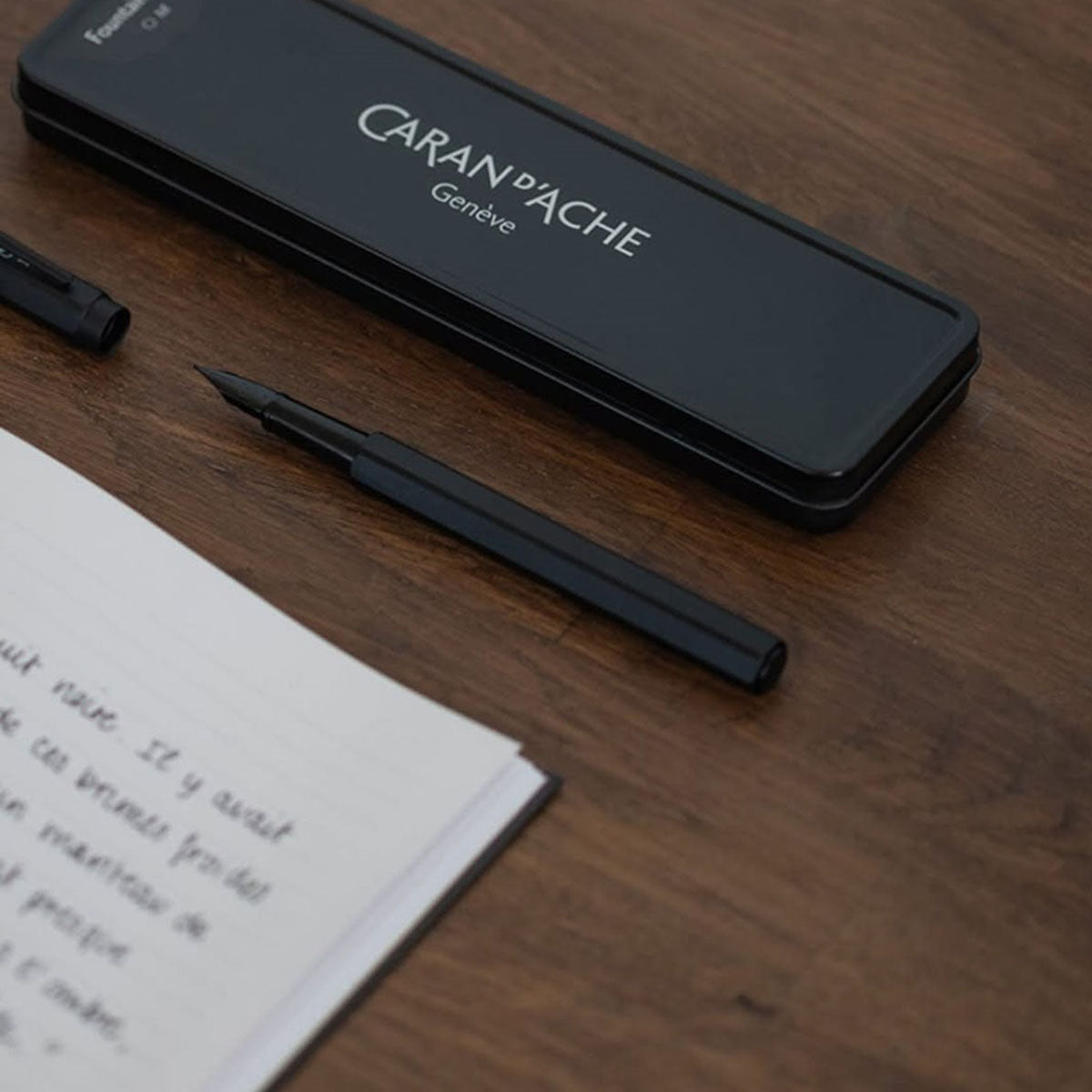 Aluminiowe pióro wieczne Caran dAche 849 – Black Code, Caran d'Ache, papierniczy design