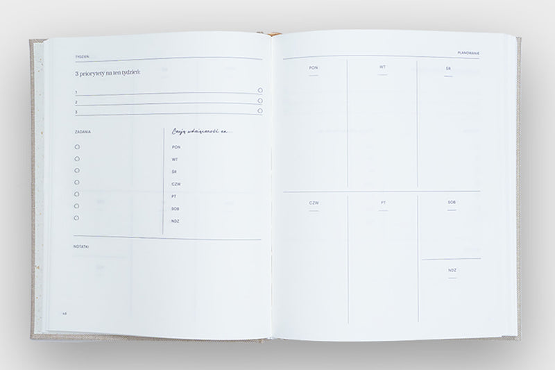 Jaśnie Plan – planner niedatowany różowy, Jaśnie Plan, papierniczy design