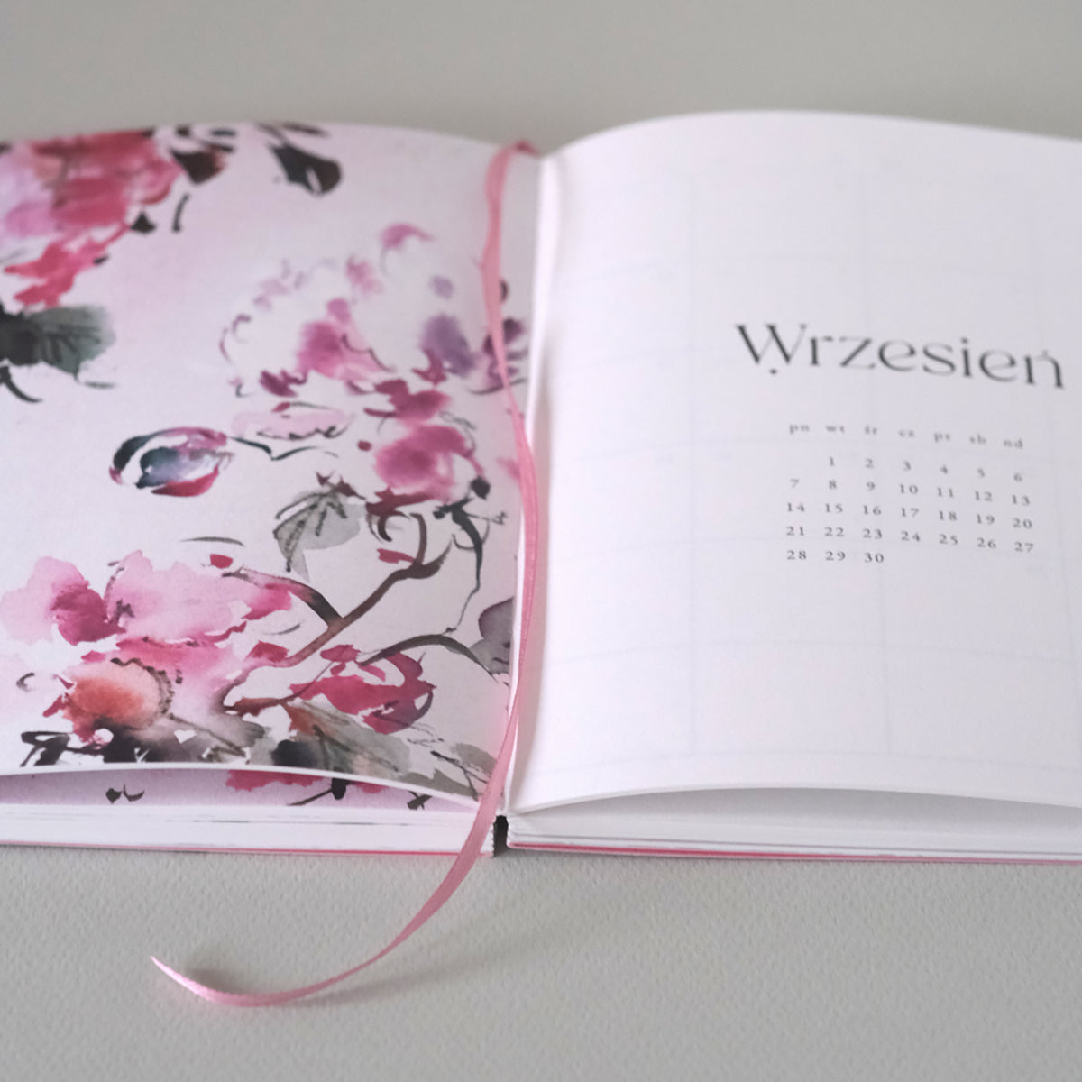 Kalendarz 2026, Muska, papierniczy design