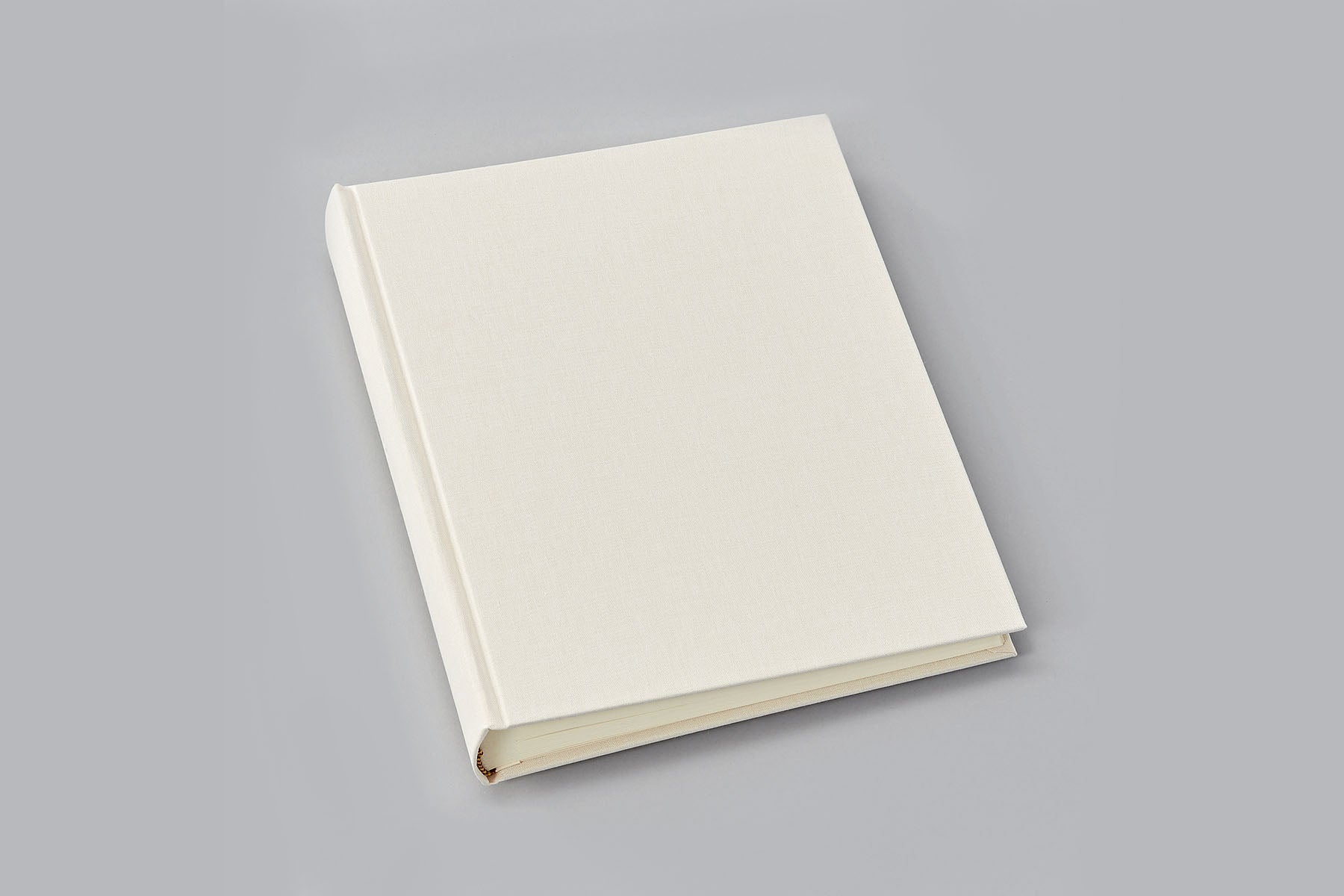 Klasyczny album na zdjęcia – kremowy, Semikolon, papierniczy design