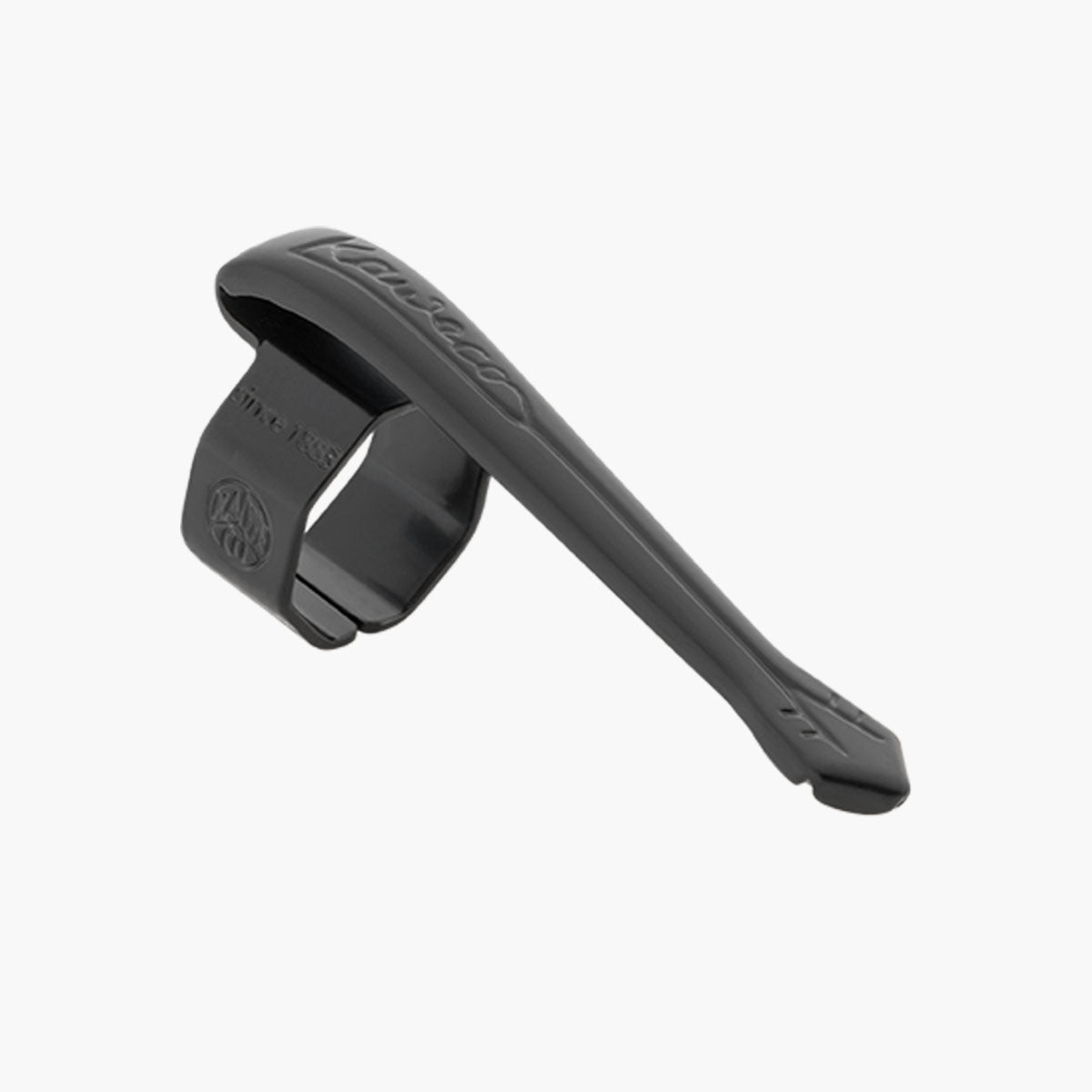 Czarny klips Nostalgic do przyborów Kaweco z serii Special z grawerowanym logo marki. 