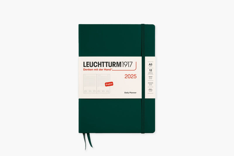 Kalendarz dzienny A5 na rok 2025 Leuchtturm 1917 – ciemnozielony, Leuchtturm1917, papierniczy design