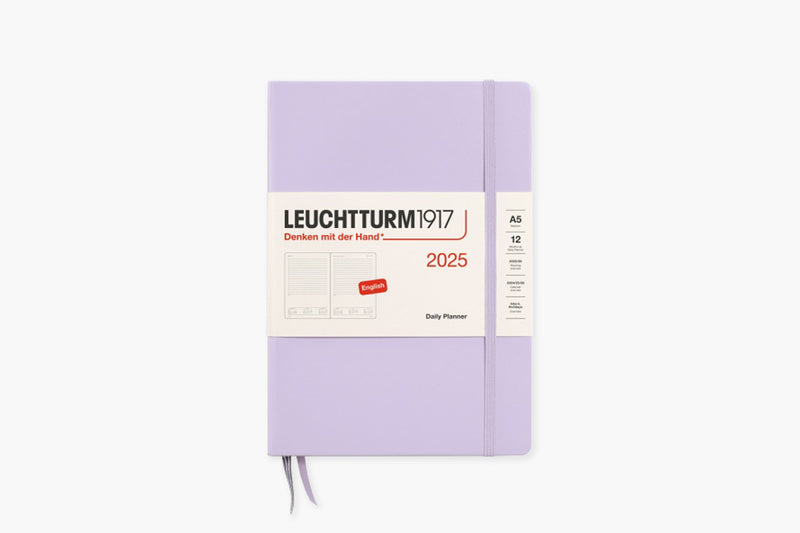 Kalendarz dzienny A5 na rok 2025 Leuchtturm 1917 – liliowy, Leuchtturm1917, papierniczy design