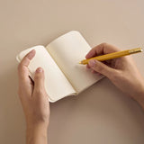 Kieszonkowy notatnik Mini Pocket Book – Cottage, Season Paper, papierniczy design