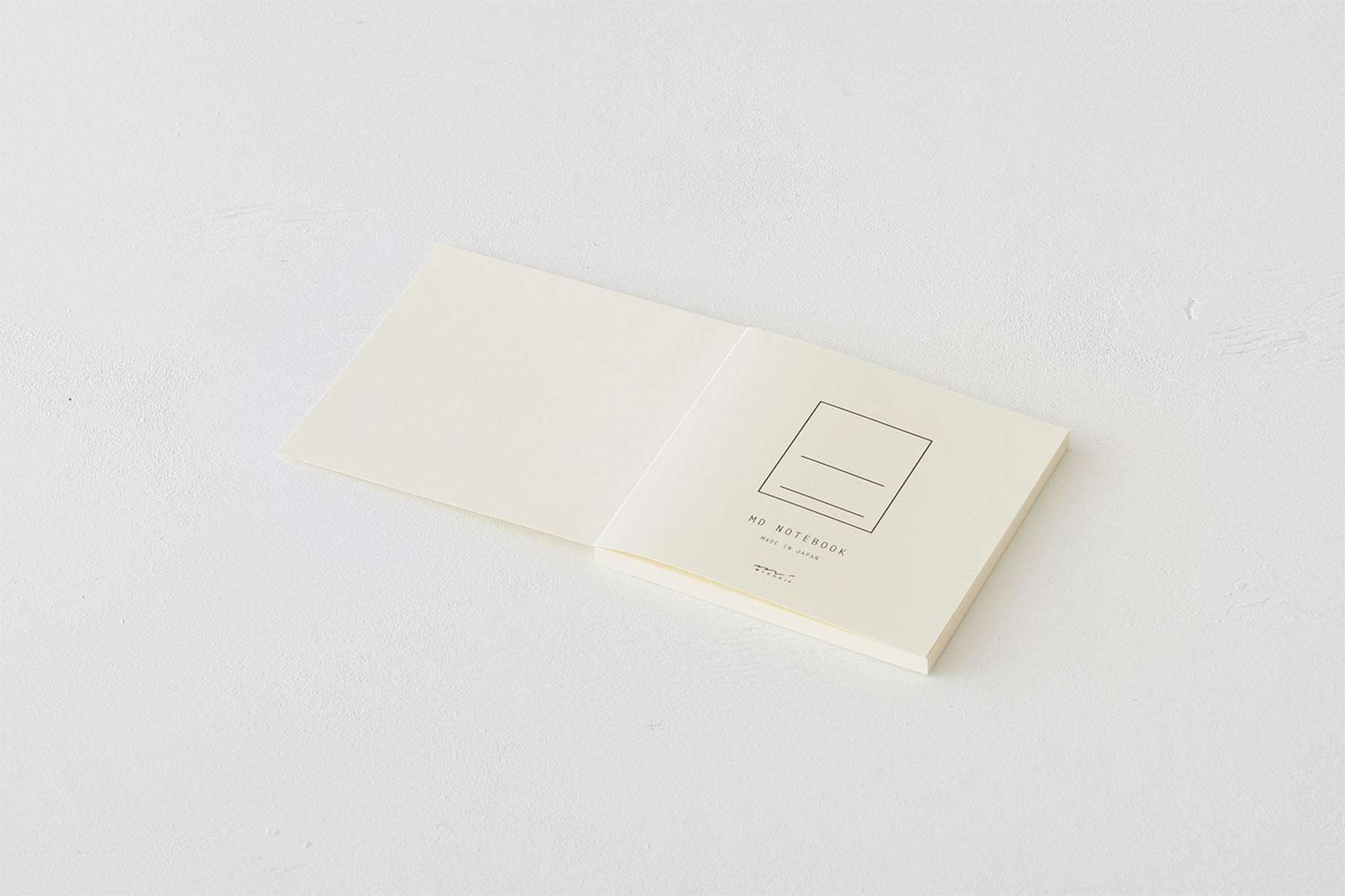 NOTATNIK MIDORI MD PAPER kwadratowy Thick A5 – gładki, Midori, papierniczy design