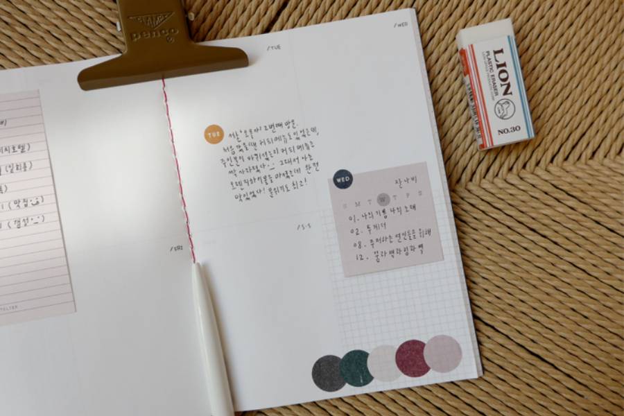 Papierowe naklejki – dni tygodnia, Suatelier, design sklep papierniczy, domowe biuro