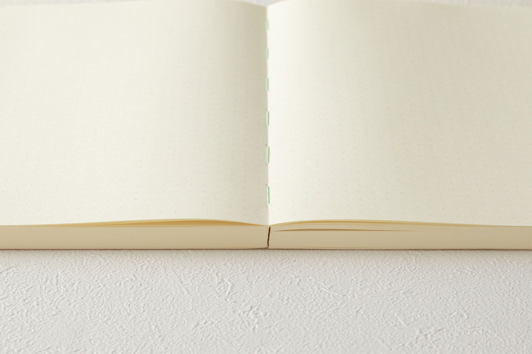 Notatnik MD Paper A5 Codex - kropki, Midori, design artykuły biurowe, domowe biuro