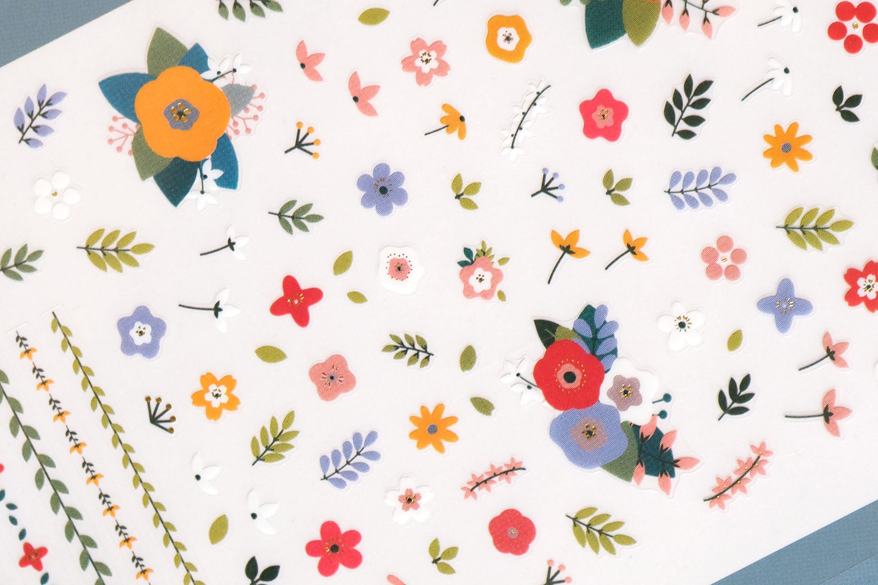 Ozdobne naklejki – kwiaty, Suatelier, design sklep papierniczy, domowe biuro