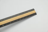 Czarna linijka z bambusową wstawką, Midori, design sklep papierniczy, domowe biuro