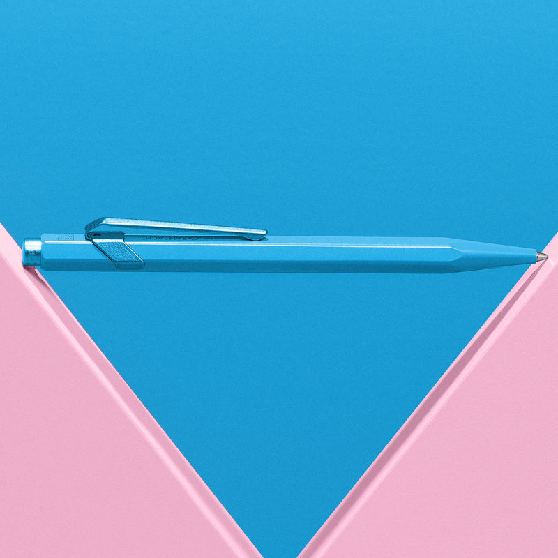 Aluminiowy długopis Caran d'Ache 849 Claim Your Style – Azure Blue, domowe biuro, artykuły biurowe