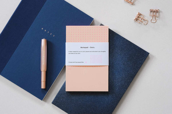 Mini notatnik z wyrywanymi kartkami – pomarańczowy, before breakfast, domowe biuro, designerskie artykuły biurowe